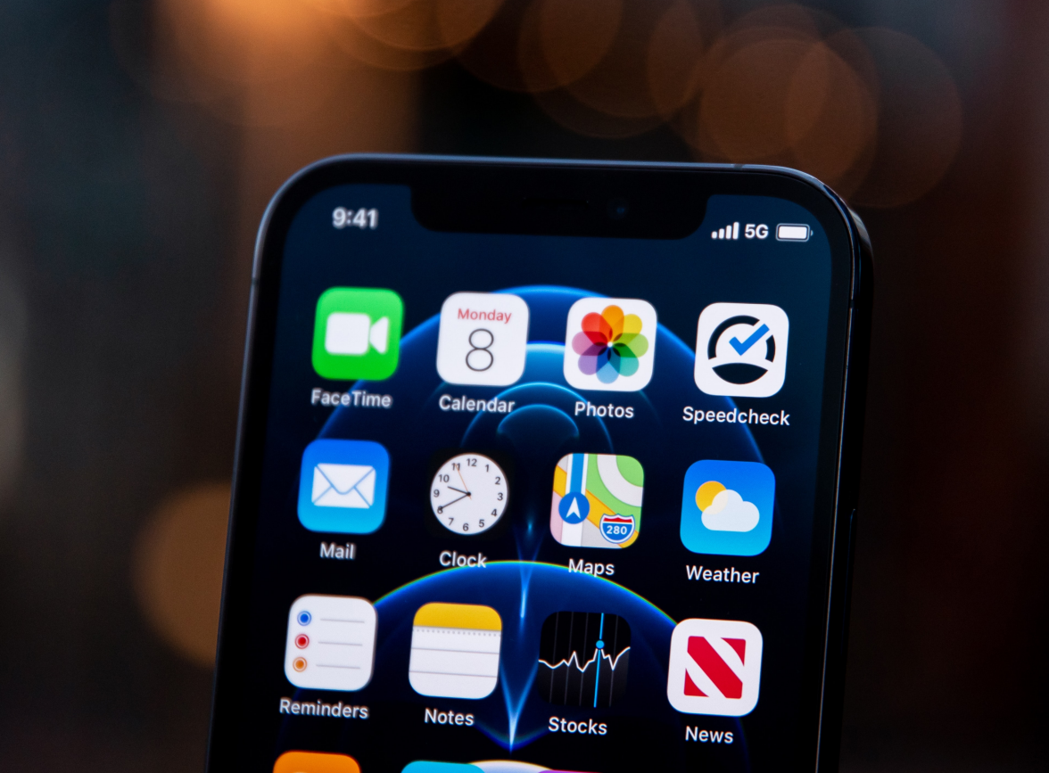 阿合奇苹果手机维修分享为什么 iPhone 12 在冬季会自动关机 